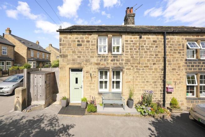 2 bed Semi-Detached for sale in guiseley