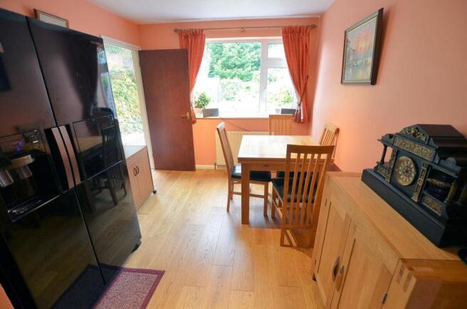Dining area.jpg