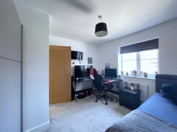 Photo 32