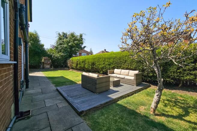 4 bed Semi-Detached for sale Image 3