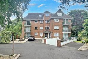 4, 6 Capella Court, Exeter Park Road, Bournemouth BH2 5BD