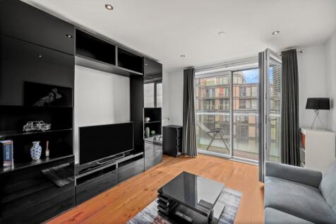 Duckman Tower,
3 Lincoln Plaza, E14
