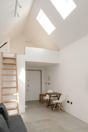 279942 - 20250424-THE-SEA-HOUSE_CAMBER_TMH-36_H...
