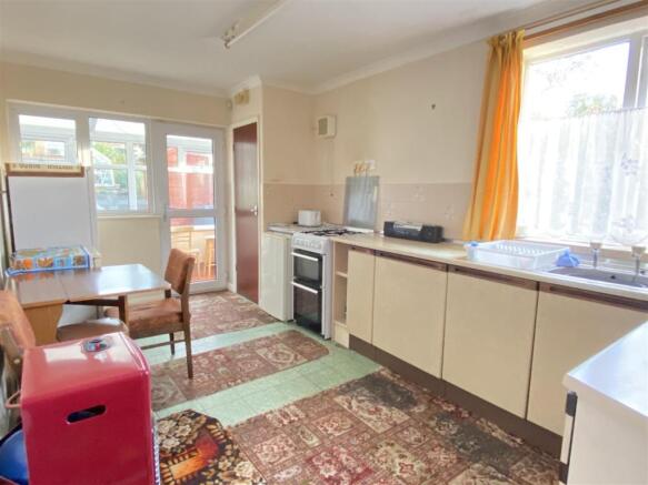 Fitted Kitchen