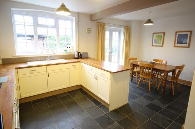 Kitchen (3)