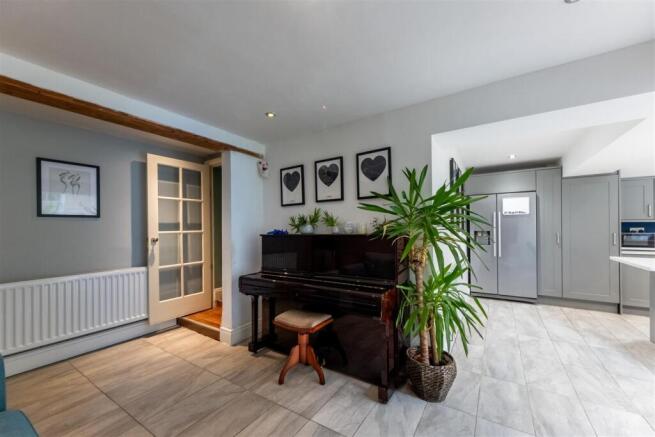 Laburnum Cottage-020.jpg