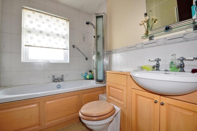 Photo 11