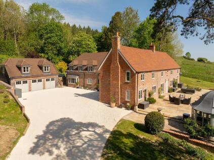 Long Lane, Shaw, Newbury, Berkshire RG14