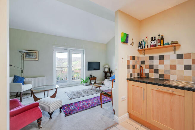 2 bed Retirement Property for sale Image 11