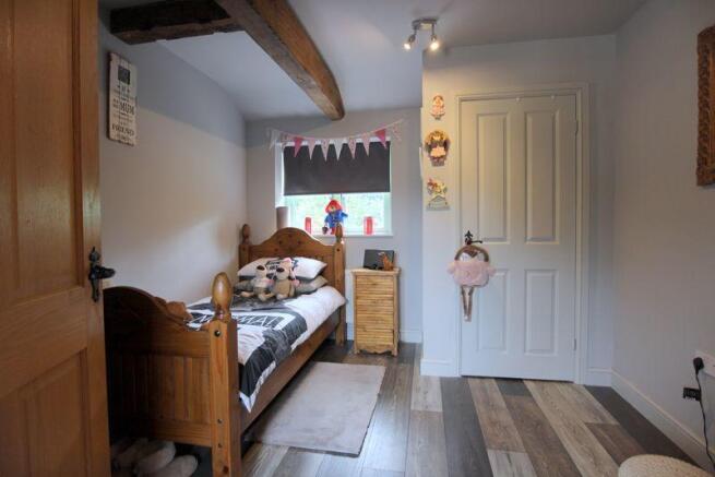 Photo 42