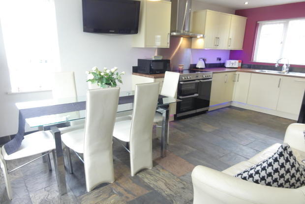 Fitted Kitchen