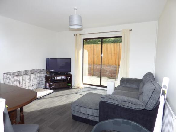 Living Room/Bedroom