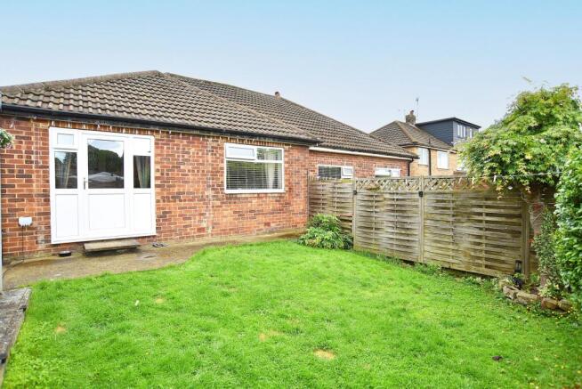 2 bed Semi-Detached Bungalow for sale Image 10