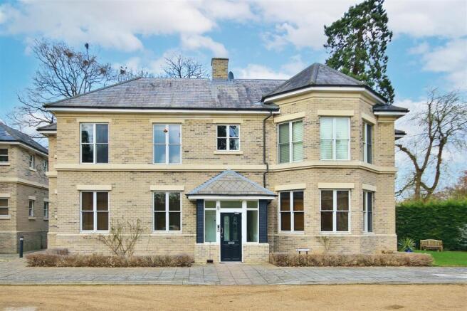7 The Elms, Houghton, front.JPG