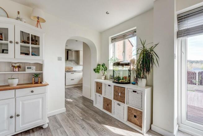 1BerryHolmeCourt(Interior)(3of32).jpg
