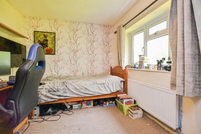 3 bed Semi-Detached for sale Image 9