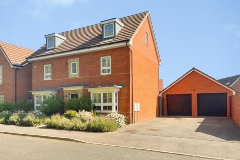 Viney Close, Hook, Hampshire, RG27
