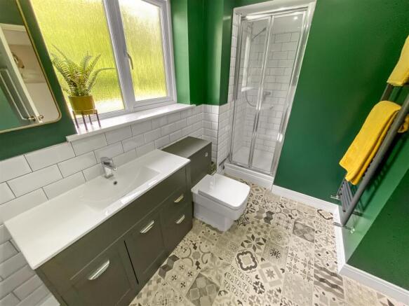 Family Bathroom/Shower/WC