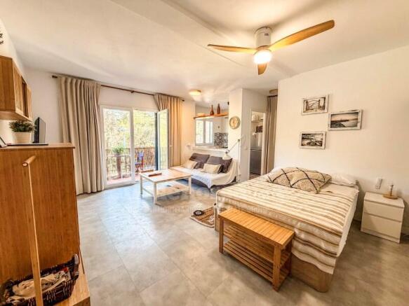 Apartment in Cala Blanca