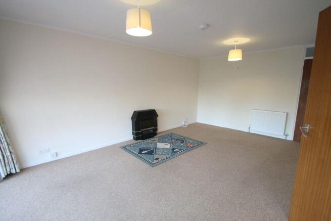 lounge1.JPG