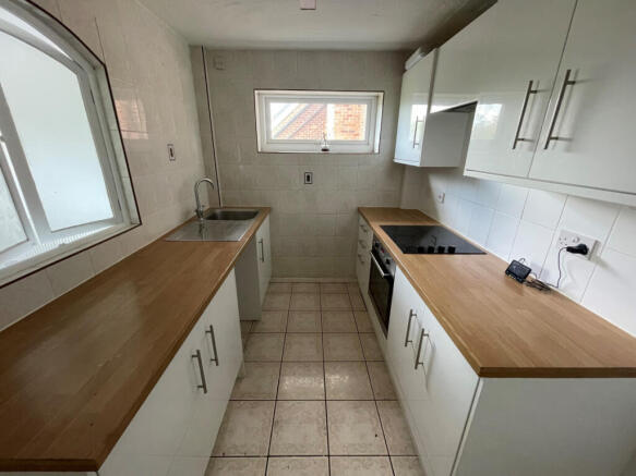15b Newton Road
