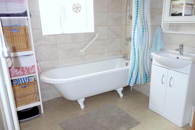bathroom.JPG