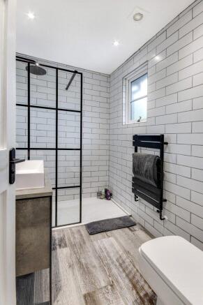 En Suite Shower