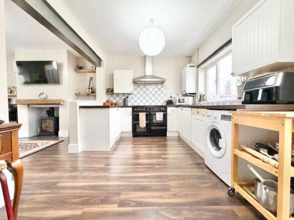 Kitchen breakfast room