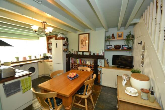 1 bed Semi-Detached for sale Image 5