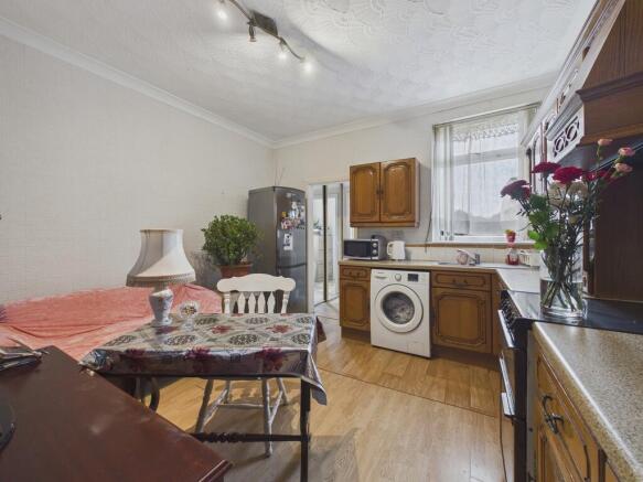 2 bed Terraced for sale Image 12