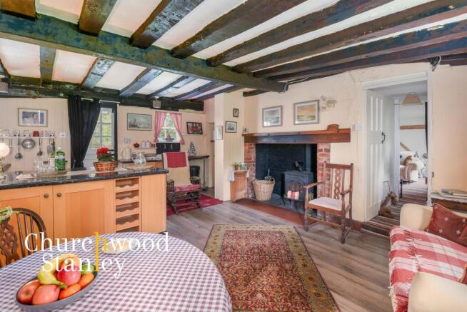 Kitchen / Living room