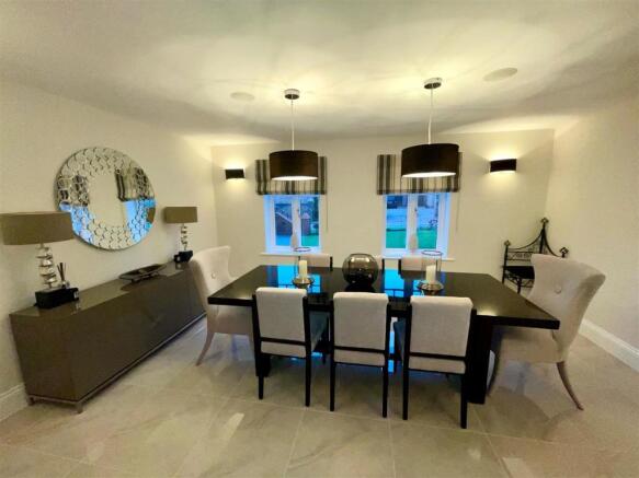Dining Room.jpg