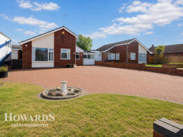 27, Lawnswood Drive, Great Yarmouth NR30 5RB