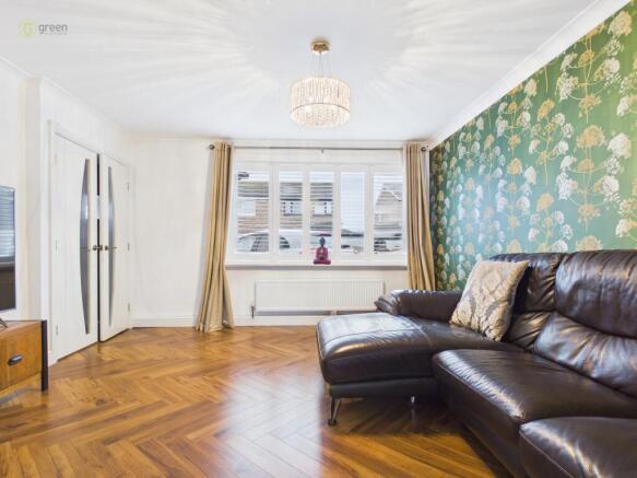 cam01332g0pr0651still014