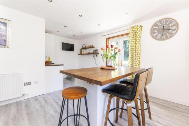 KITCHEN 3.jpg