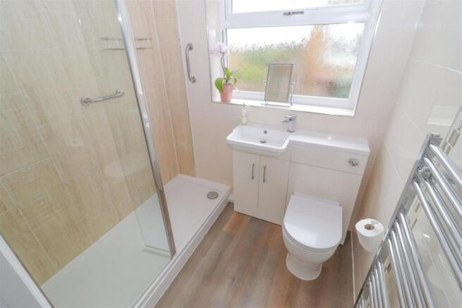 2 bed Semi-Detached Bungalow for sale Image 5