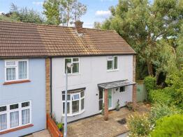 8, Coronation Hill, Epping CM16 5DX