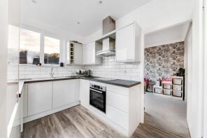 21, Greenhead Lane, Dalton, Huddersfield HD5 8PP