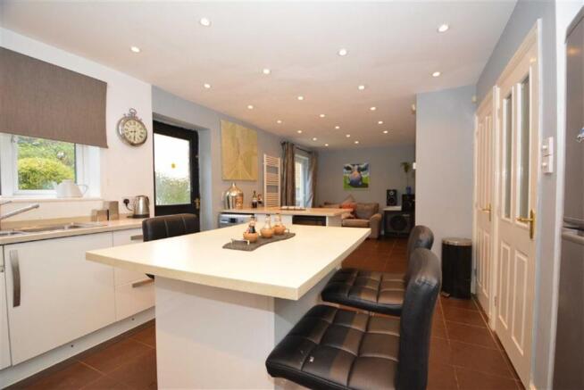 Dining kitchen