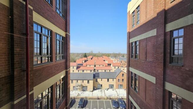 1 bed Apartment to rent Image 9
