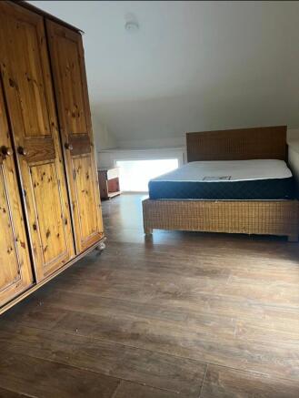 1 bed Apartment to rent Image 6