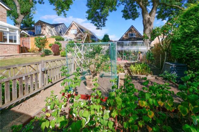 4 bed Detached for sale Image 12