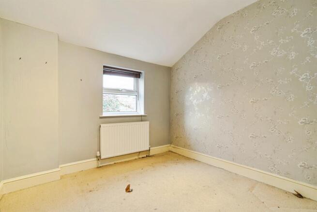 2 bed Apartment for sale Image 10