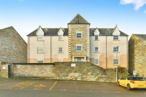98, Grassmere Way, Saltash PL12 6YU