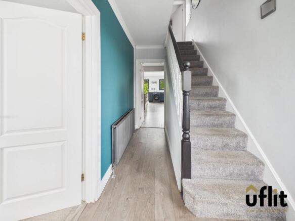 3 bed Semi-Detached for sale Image 5