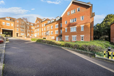 Heathside Road, Woking, GU22