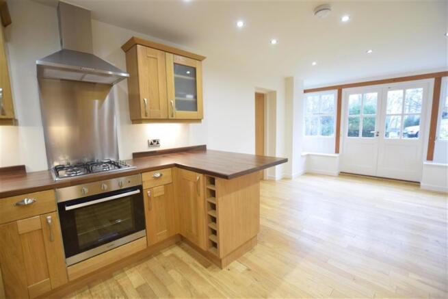 DINING/KITCHEN