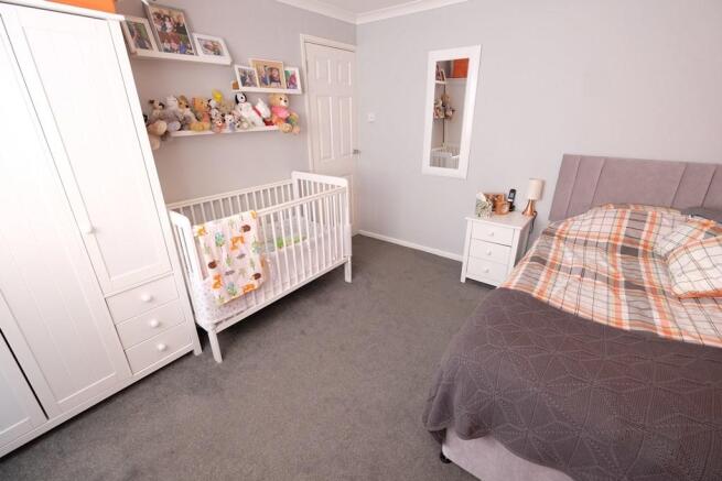 BEDROOM 2