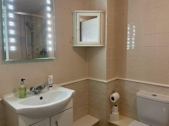 Photo 10
