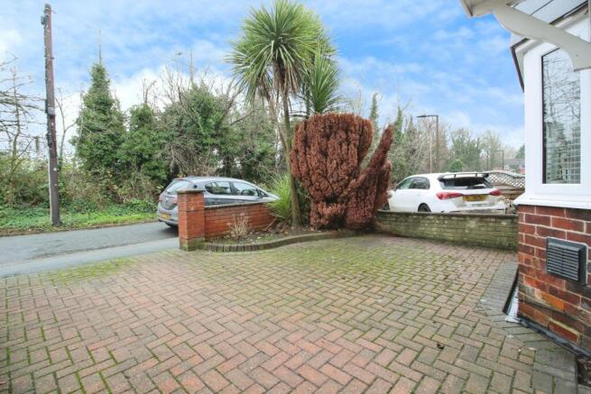 2 bed Semi-Detached for sale Image 7